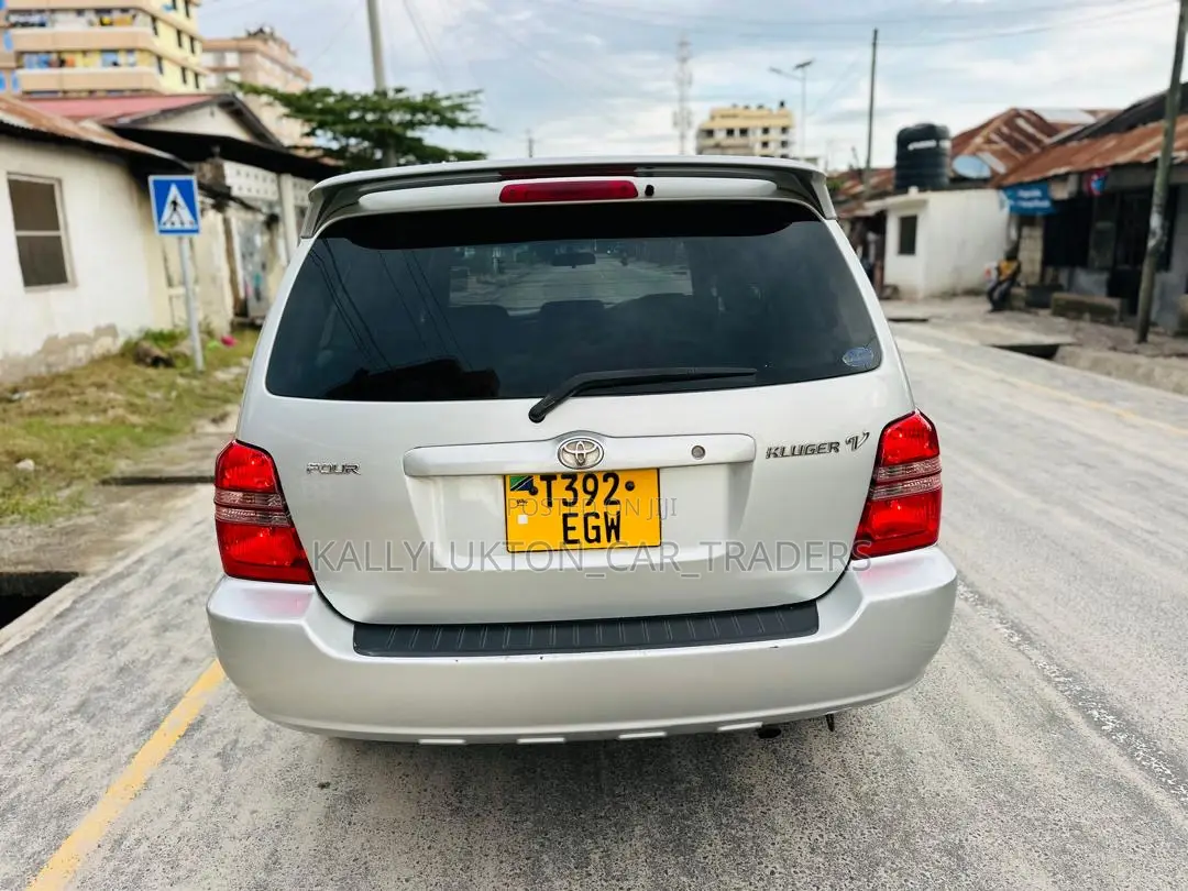 Toyota Kluger 2009 Silver