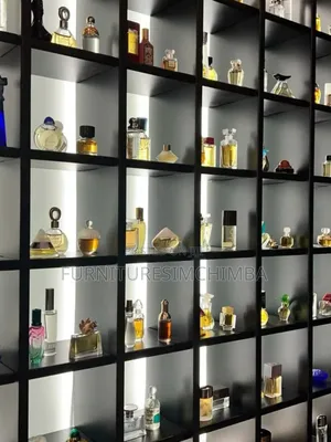 Shelf Shop Quality Saana