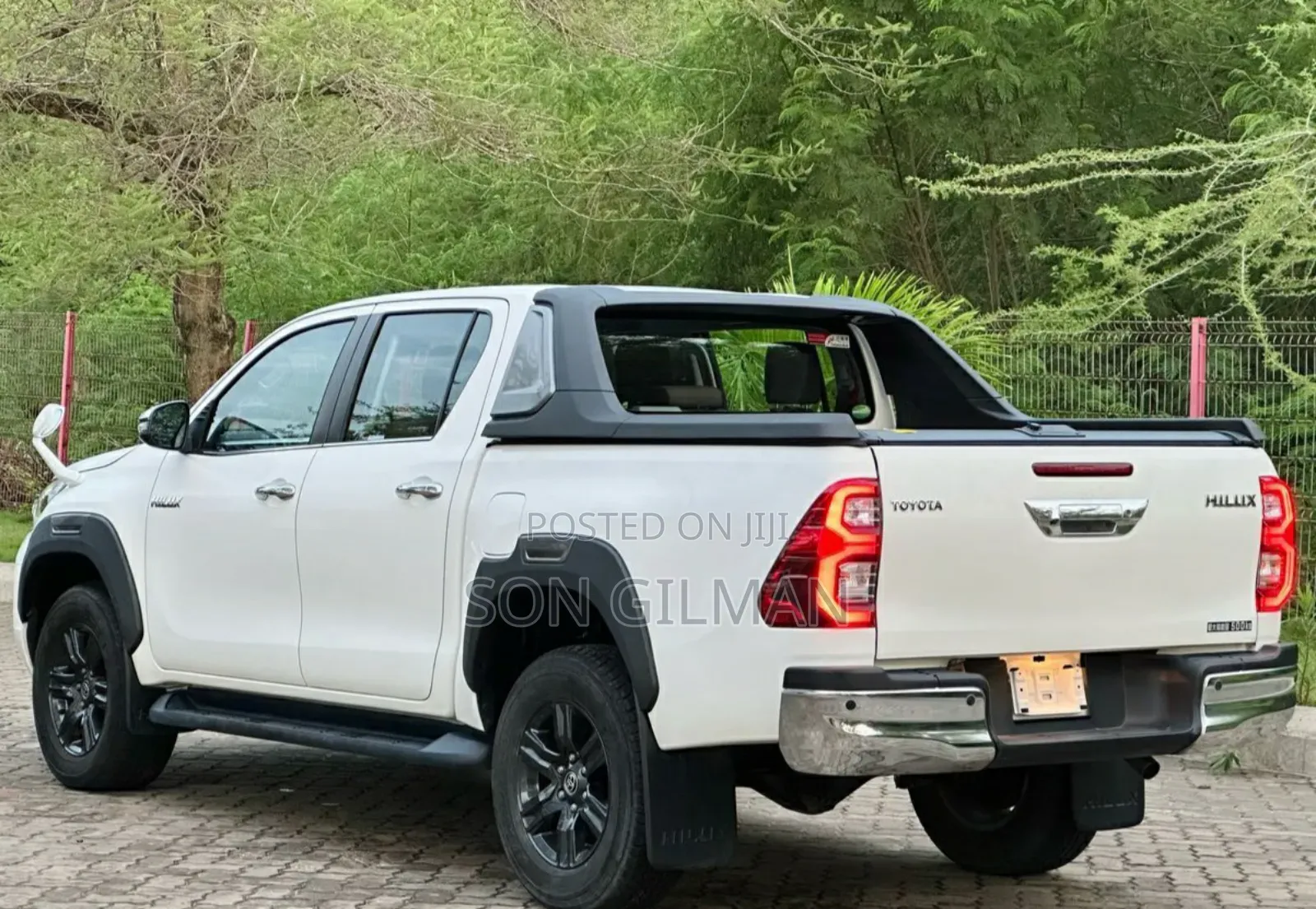 Toyota Hilux 2020 Pearl