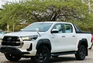 Toyota Hilux 2020 Pearl
