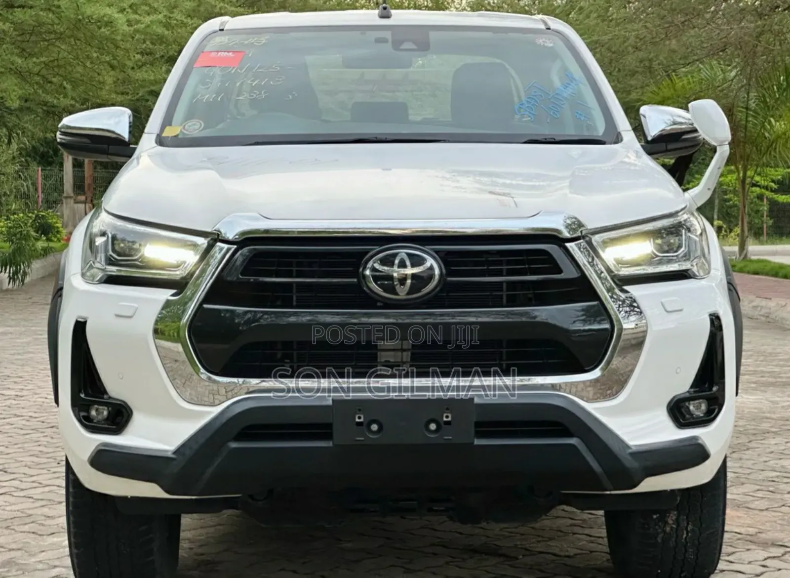 Toyota Hilux 2020 Pearl