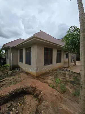 3bdrm House in Goba for sale