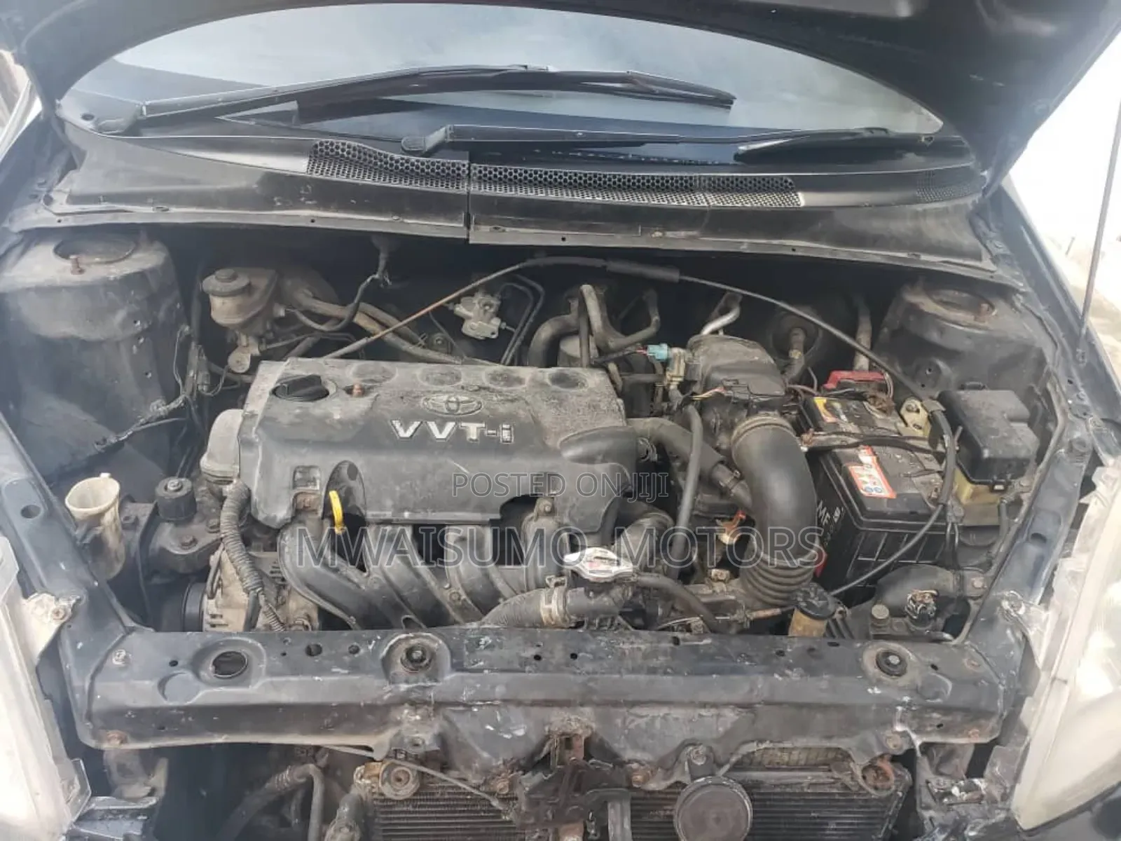 Toyota Vitz 2003 Silver