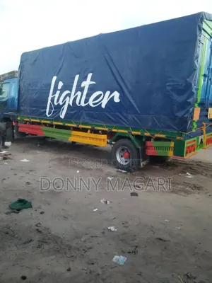 Mitsubishi Fuso 2018 Blue