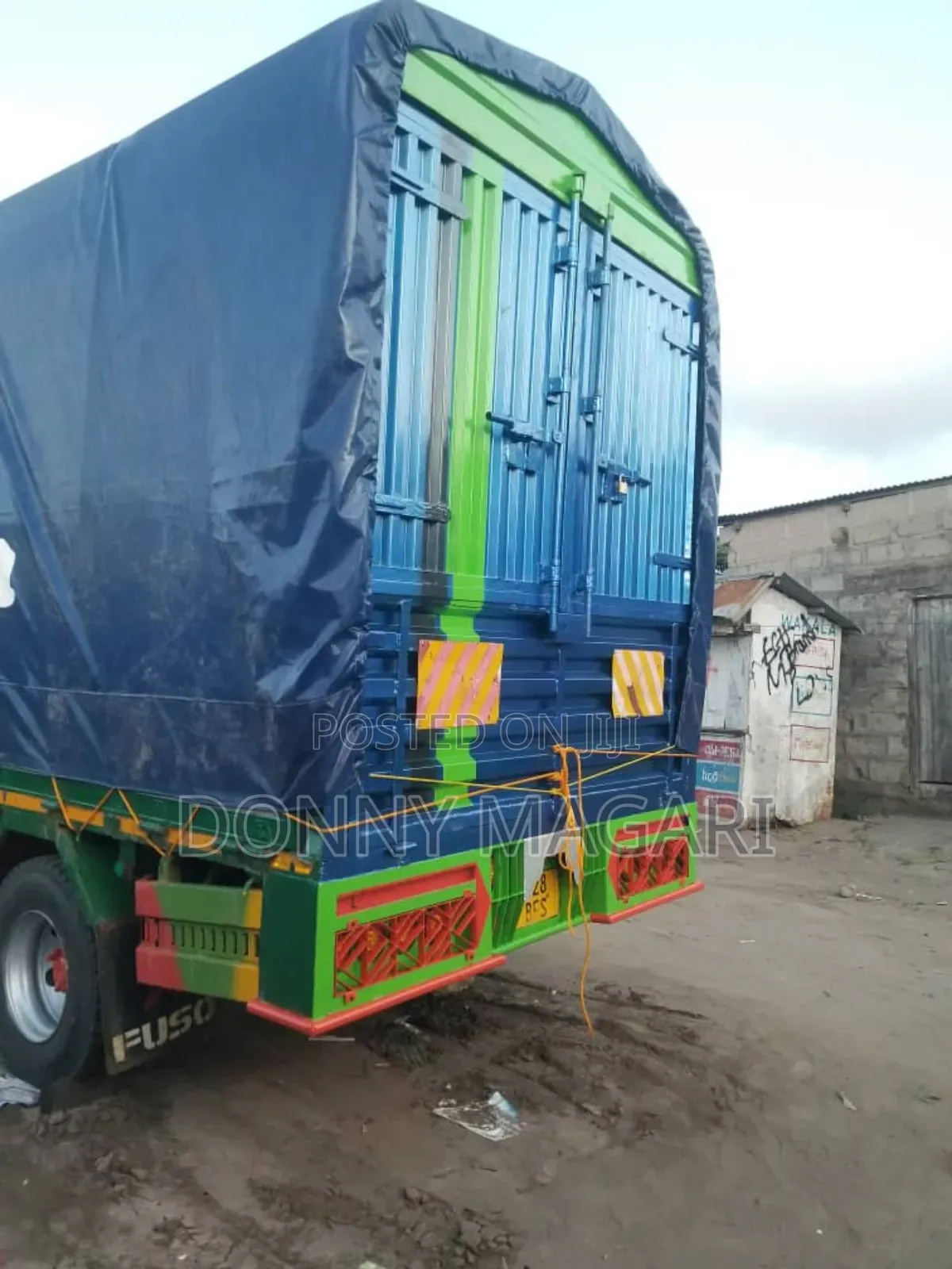 Mitsubishi Fuso 2018 Blue