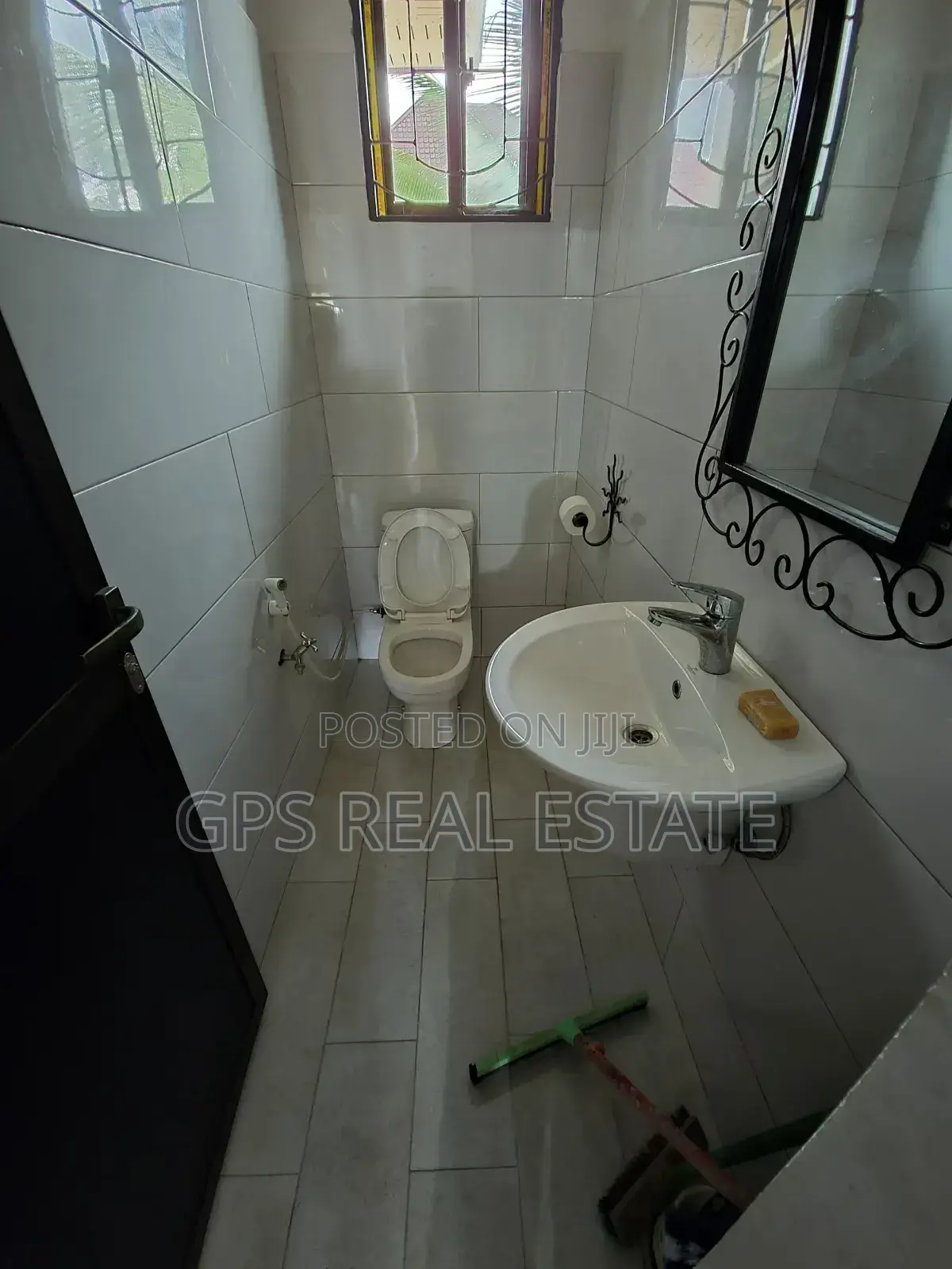 3bdrm House in Chamazi Mfenesini, Temeke for sale