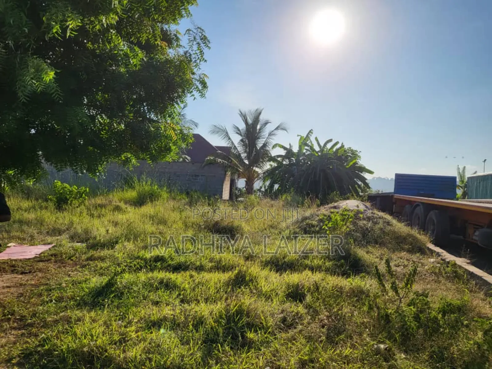 Kiwanja Kinauzwa Kigamboni Tuangoma