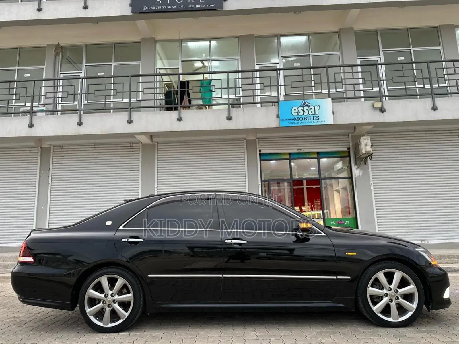 Toyota Crown 2004 Black