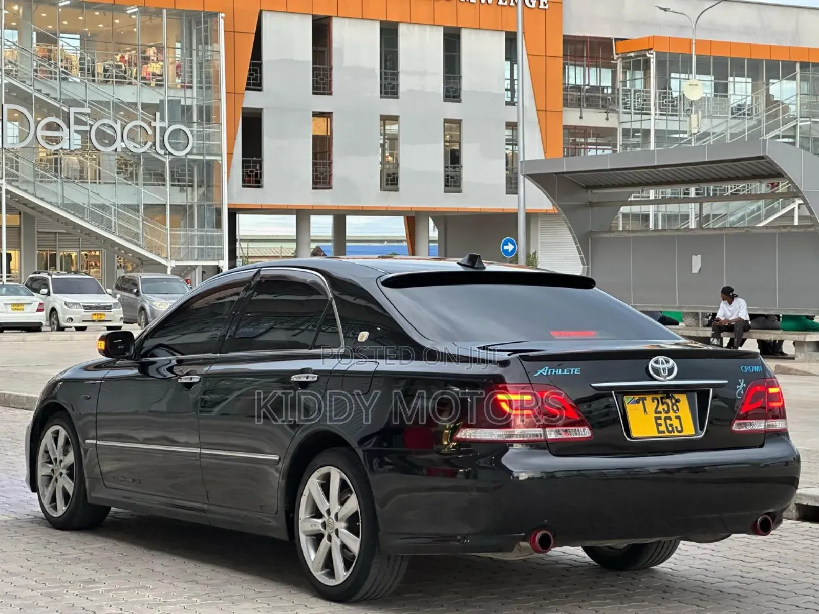 Toyota Crown 2004 Black