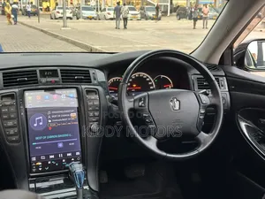 Toyota Crown 2004 Black