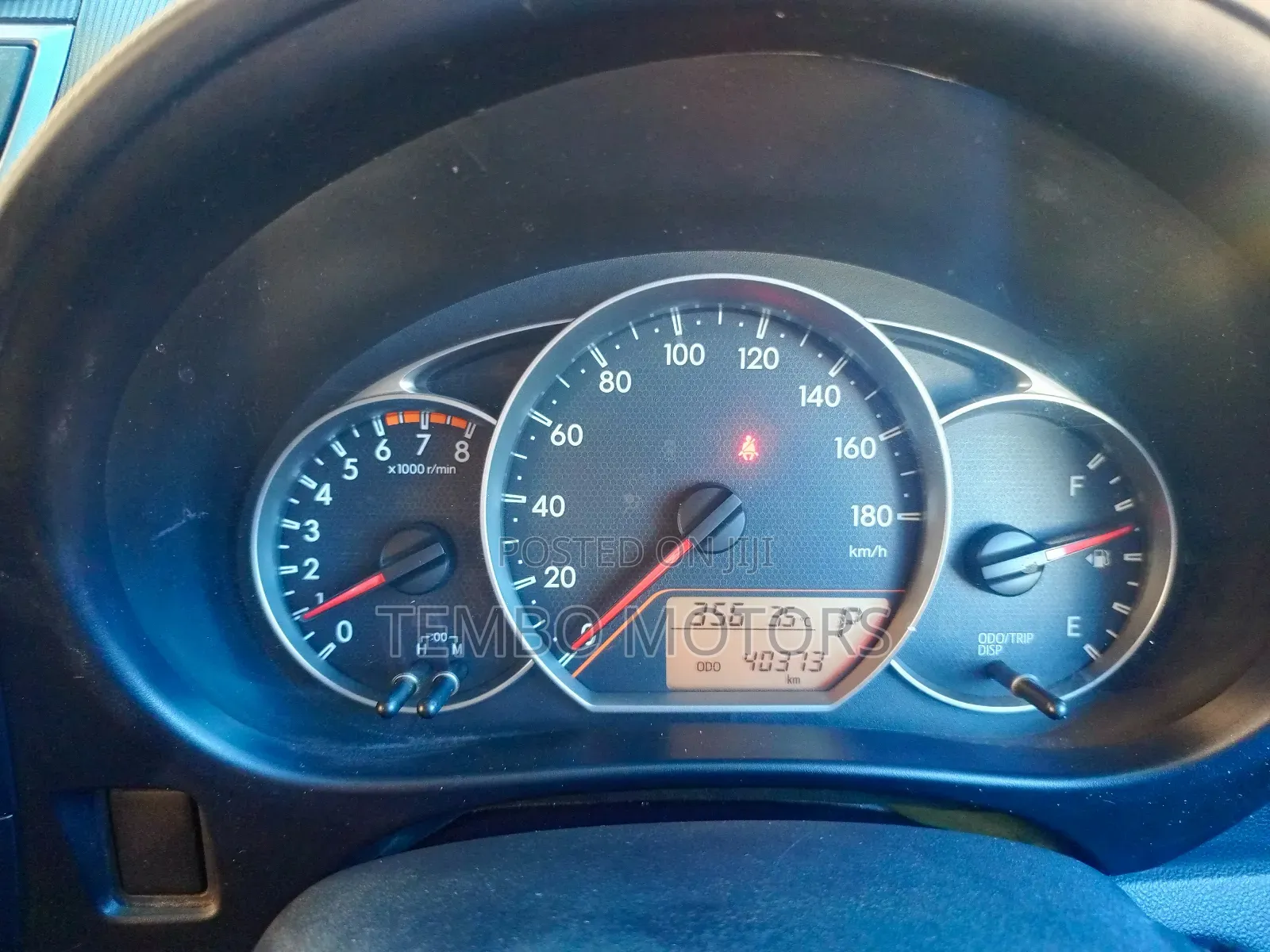 Toyota Ractis 2011 Silver