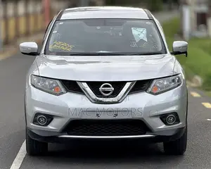 Nissan X-Trail 2.0 Petrol AWD 2014 Silver