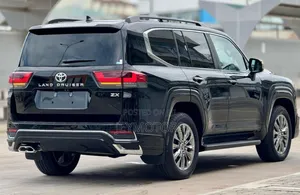 Toyota Land Cruiser 2023 Black