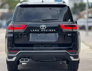 Toyota Land Cruiser 2023 Black