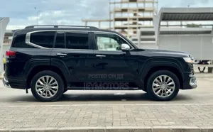 Toyota Land Cruiser 2023 Black