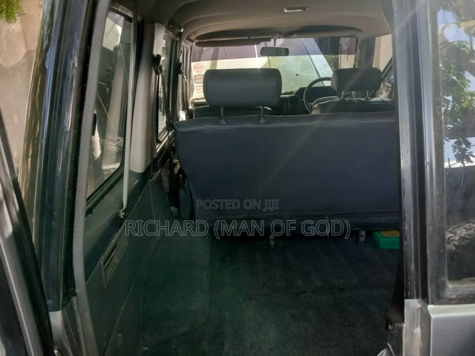 Toyota Land Cruiser 1999 Gray