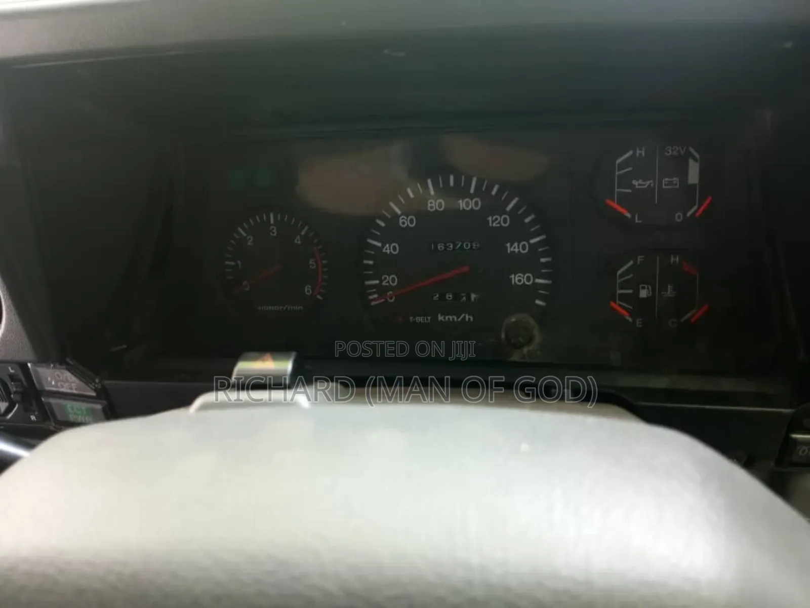 Toyota Land Cruiser 1999 Gray