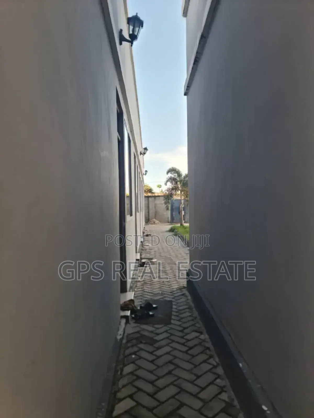 15bdrm Apartment in Ferry Kigamboni for sale