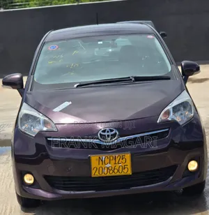 Toyota Ractis 1.5 FWD 2011 Burgundy