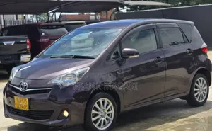 Toyota Ractis 1.5 FWD 2011 Burgundy