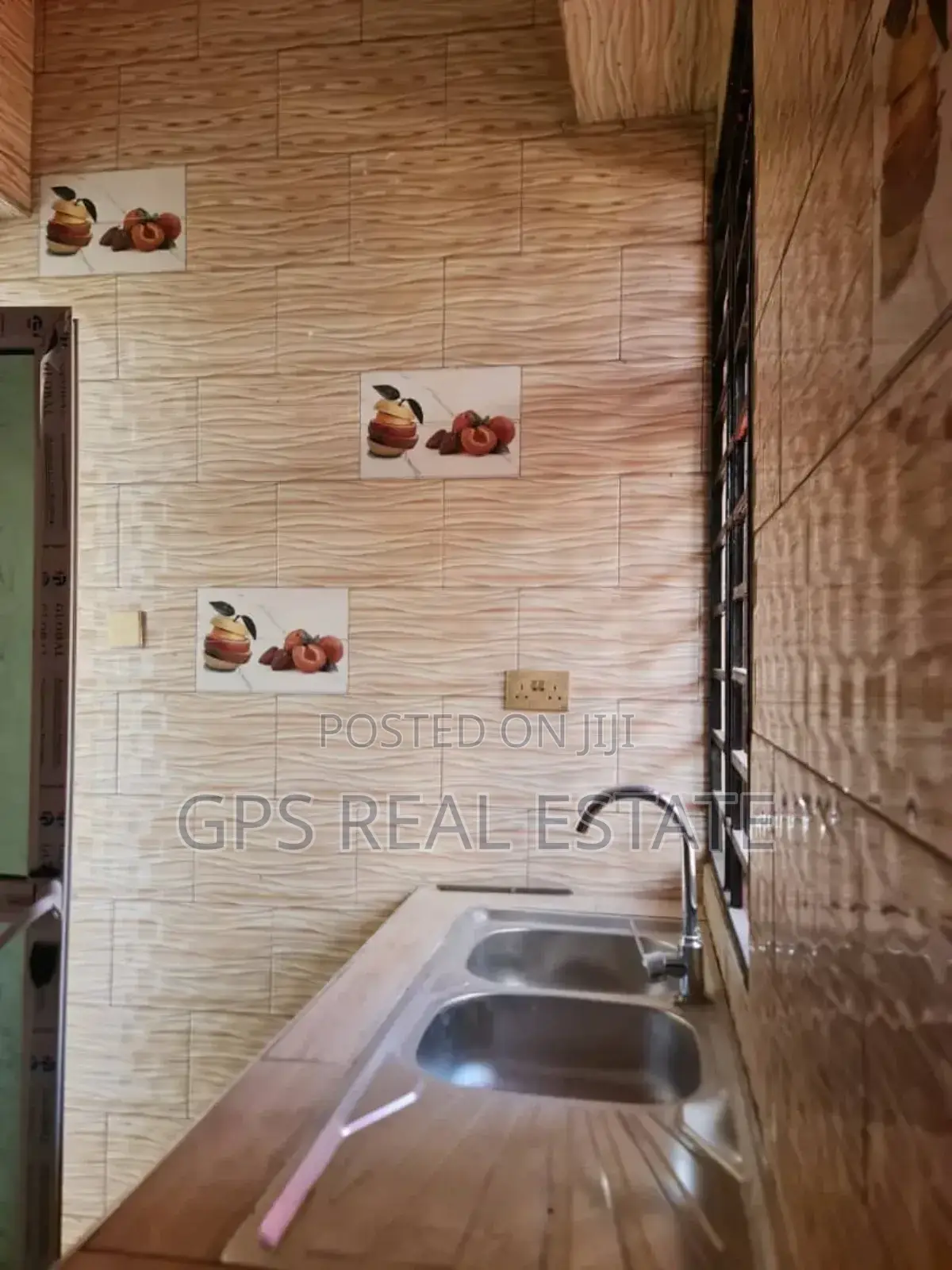 5bdrm House in Kigamboni Chekechea for sale