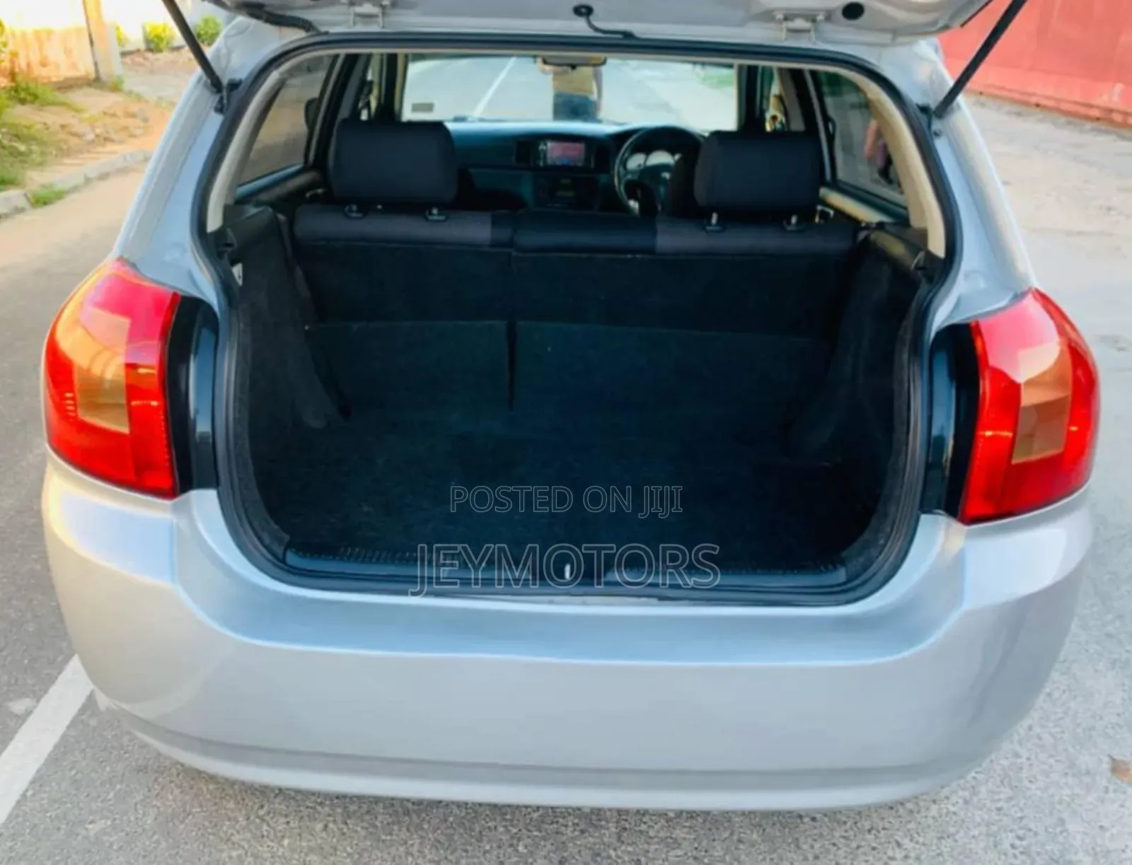 Toyota Corolla RunX 2006 Silver
