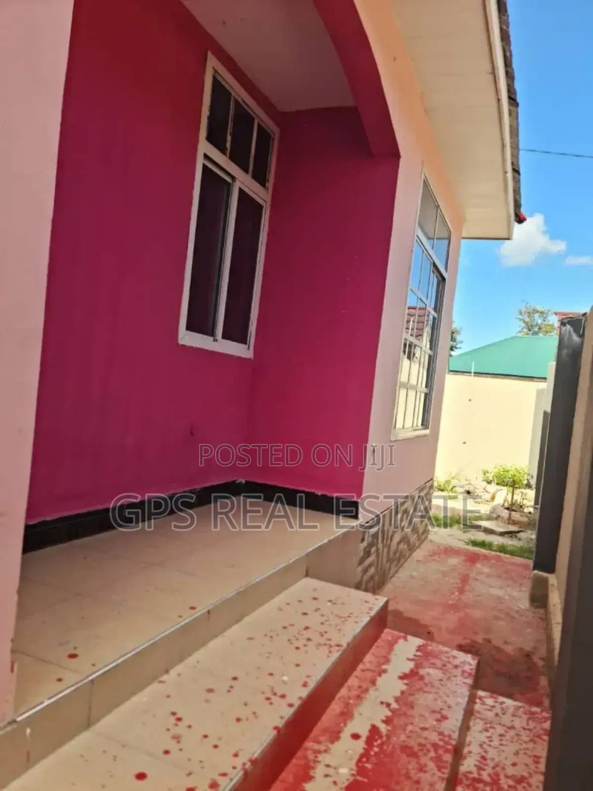 5bdrm House in Kigamboni Chekechea for sale