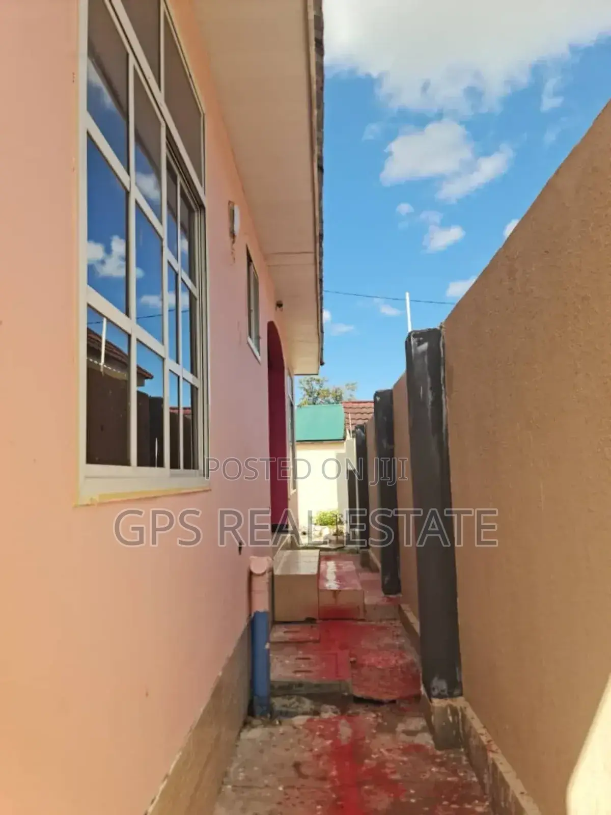5bdrm House in Kigamboni Chekechea for sale