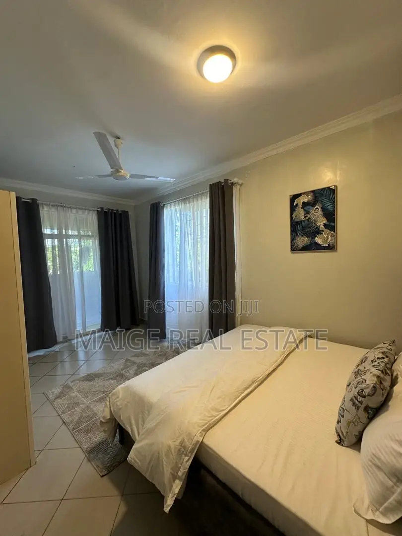 Furnished 3bdrm Duplex in Oyster Bay for rent