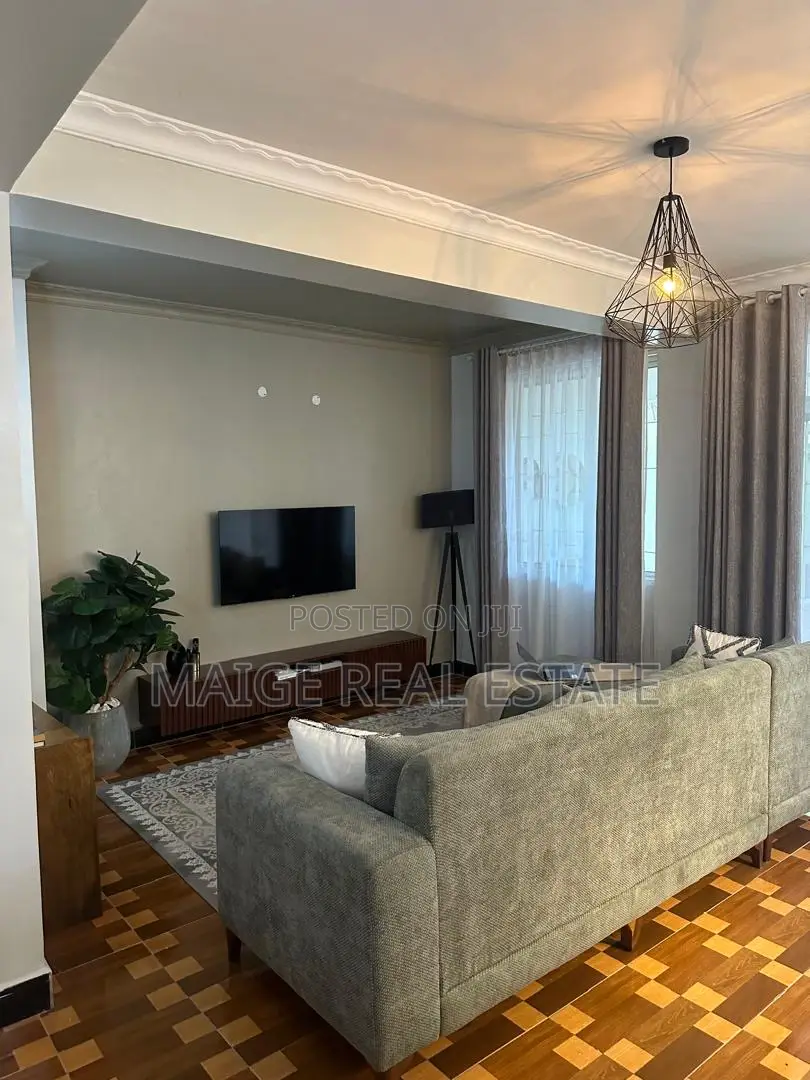 Furnished 3bdrm Duplex in Oyster Bay for rent