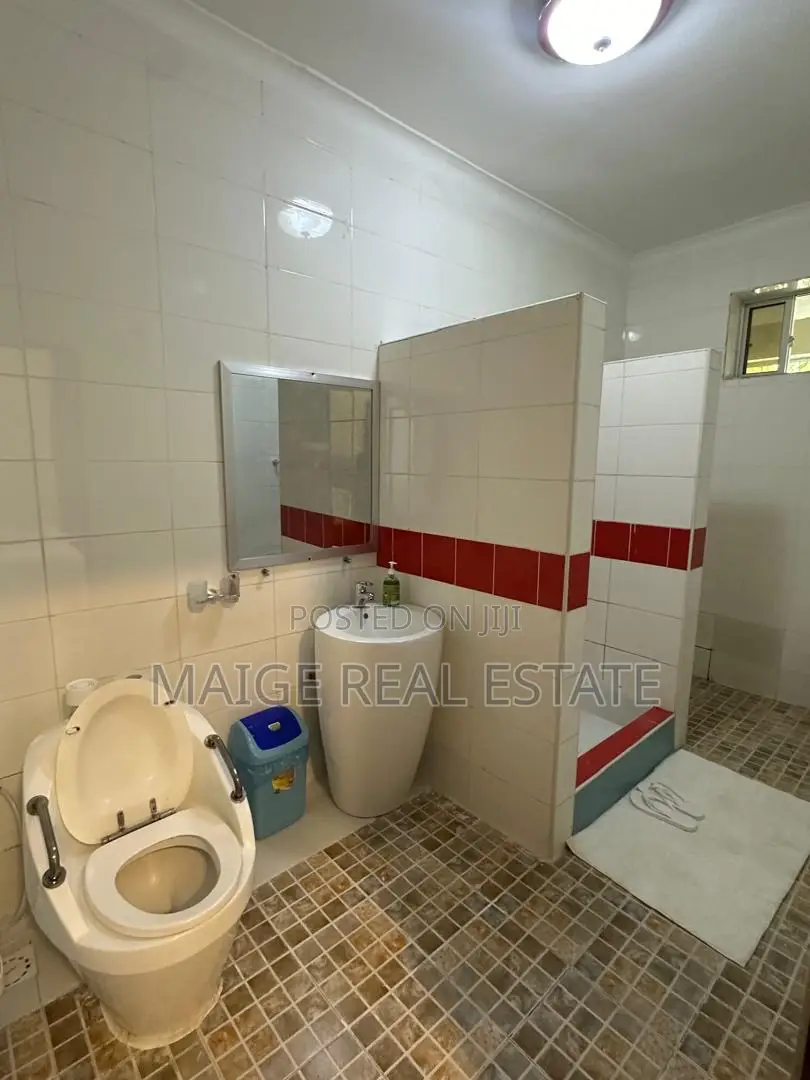 Furnished 3bdrm Duplex in Oyster Bay for rent