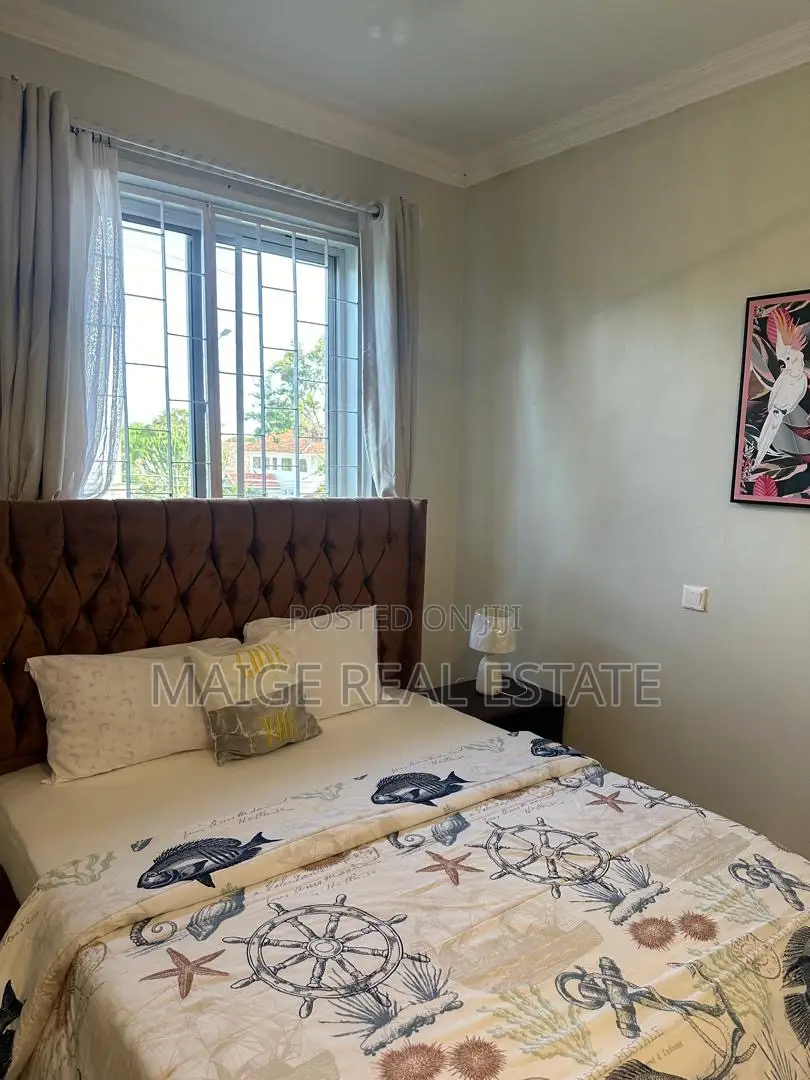 Furnished 3bdrm Duplex in Oyster Bay for rent