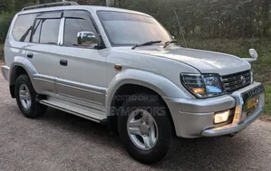 Toyota Land Cruiser Prado 2000 Off white