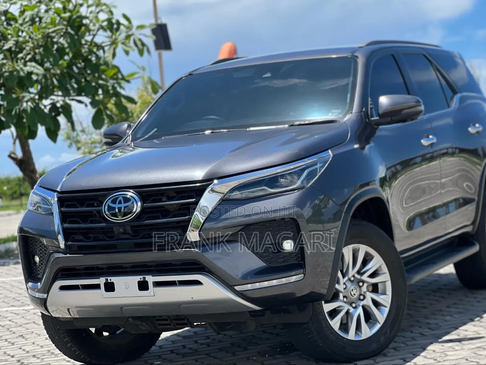 Toyota Fortuner 2022 Gray