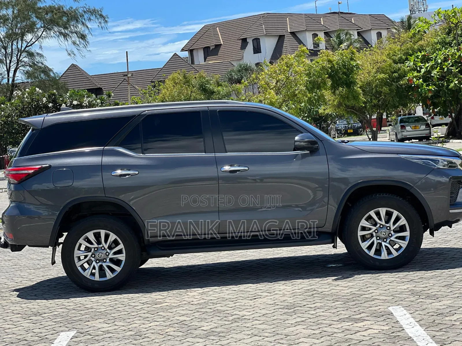 Toyota Fortuner 2022 Gray