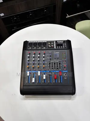Yamaha Power Mixer PMX-402du