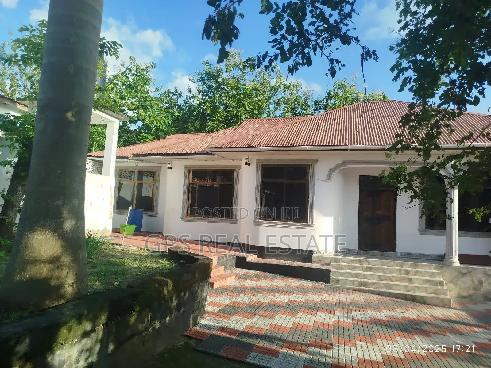 3bdrm House in Mbezi Mwisho, Kinondoni for sale