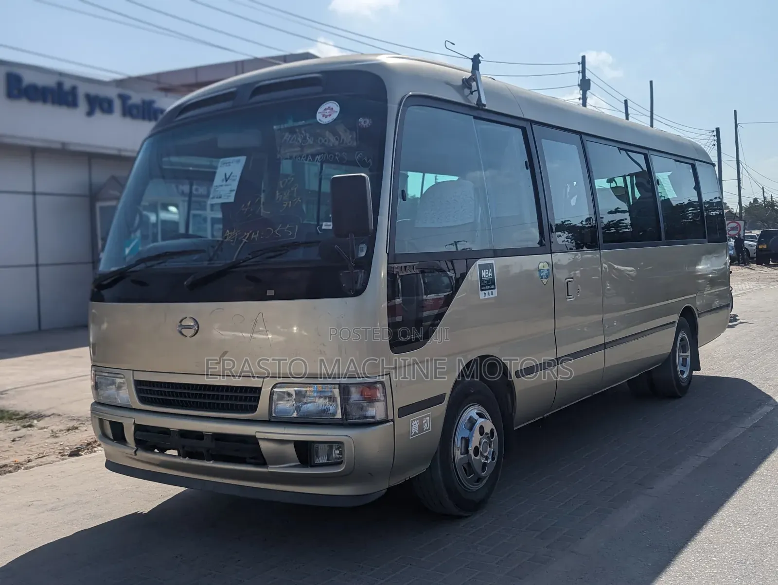Toyota Coaster 2003 Gold