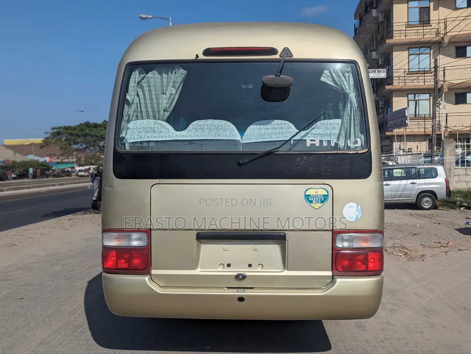 Toyota Coaster 2003 Gold