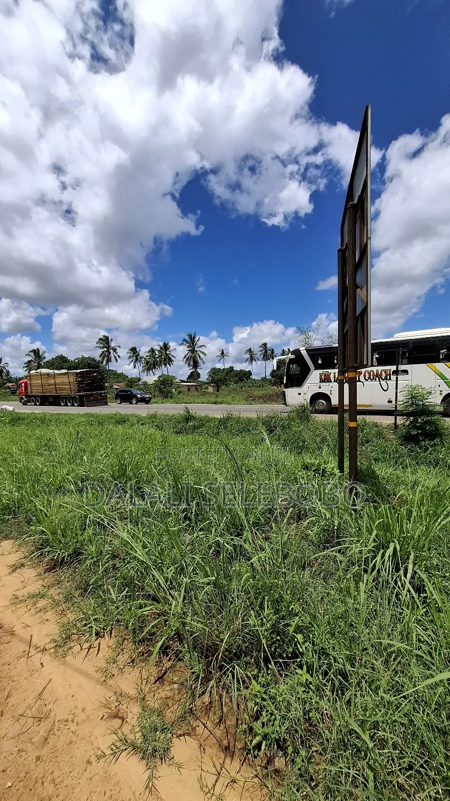 4hecter We Look Main Road Bagamoyo Mapinga