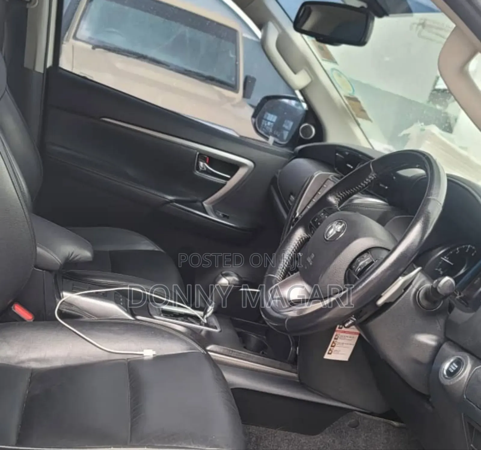 Toyota Fortuner 2021 White