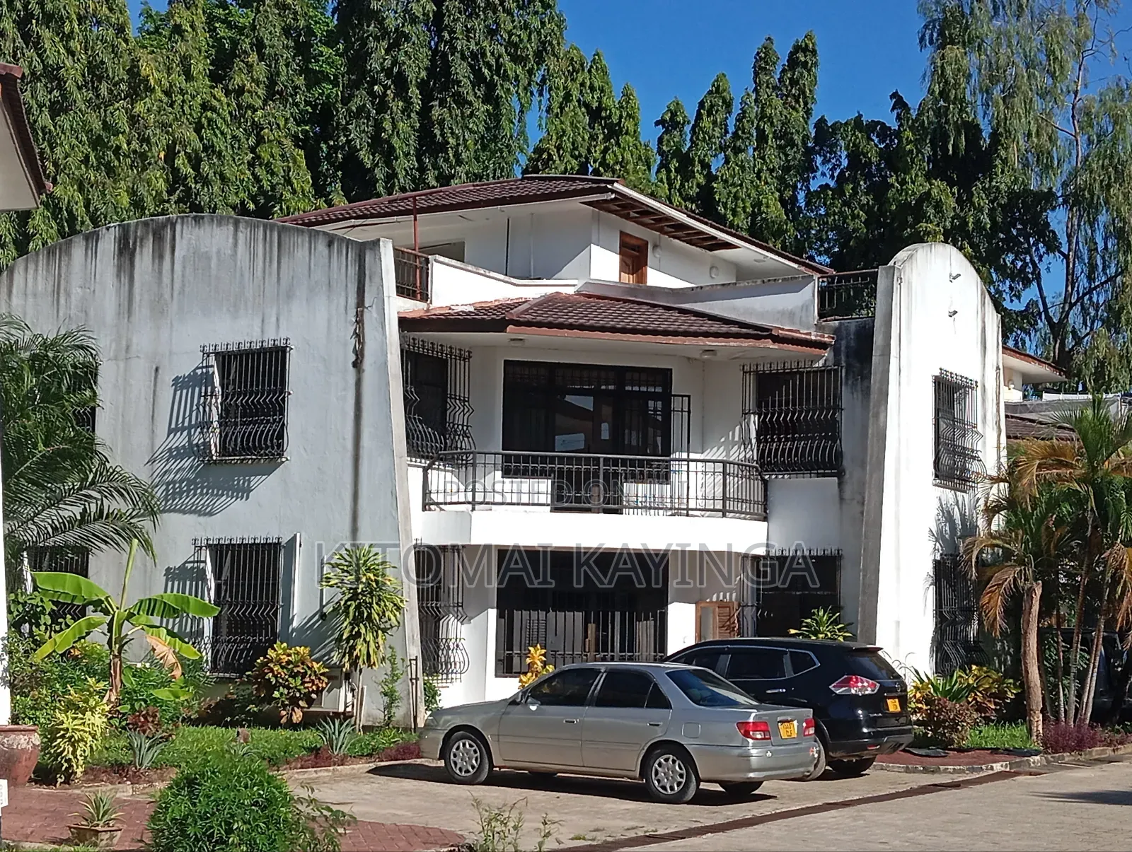 4bdrm House in Ada Estate for rent