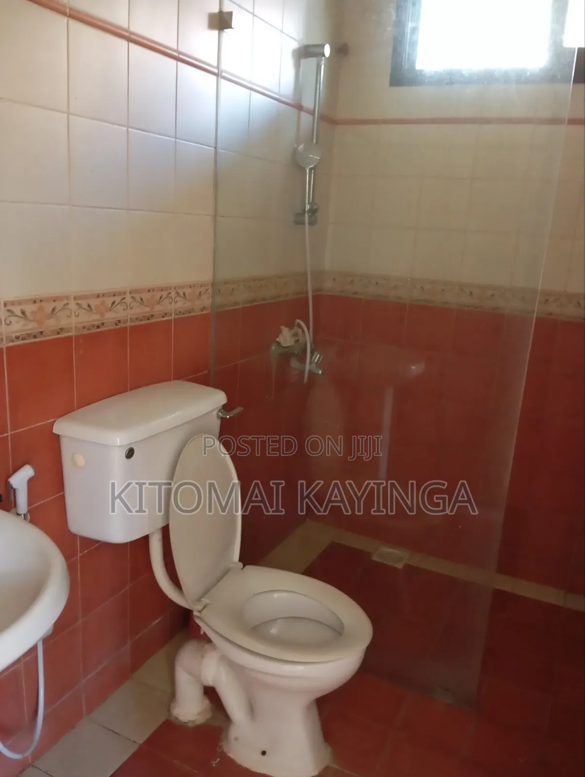 4bdrm House in Ada Estate for rent