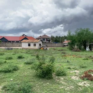 Plot for Sale at Ununio Beach