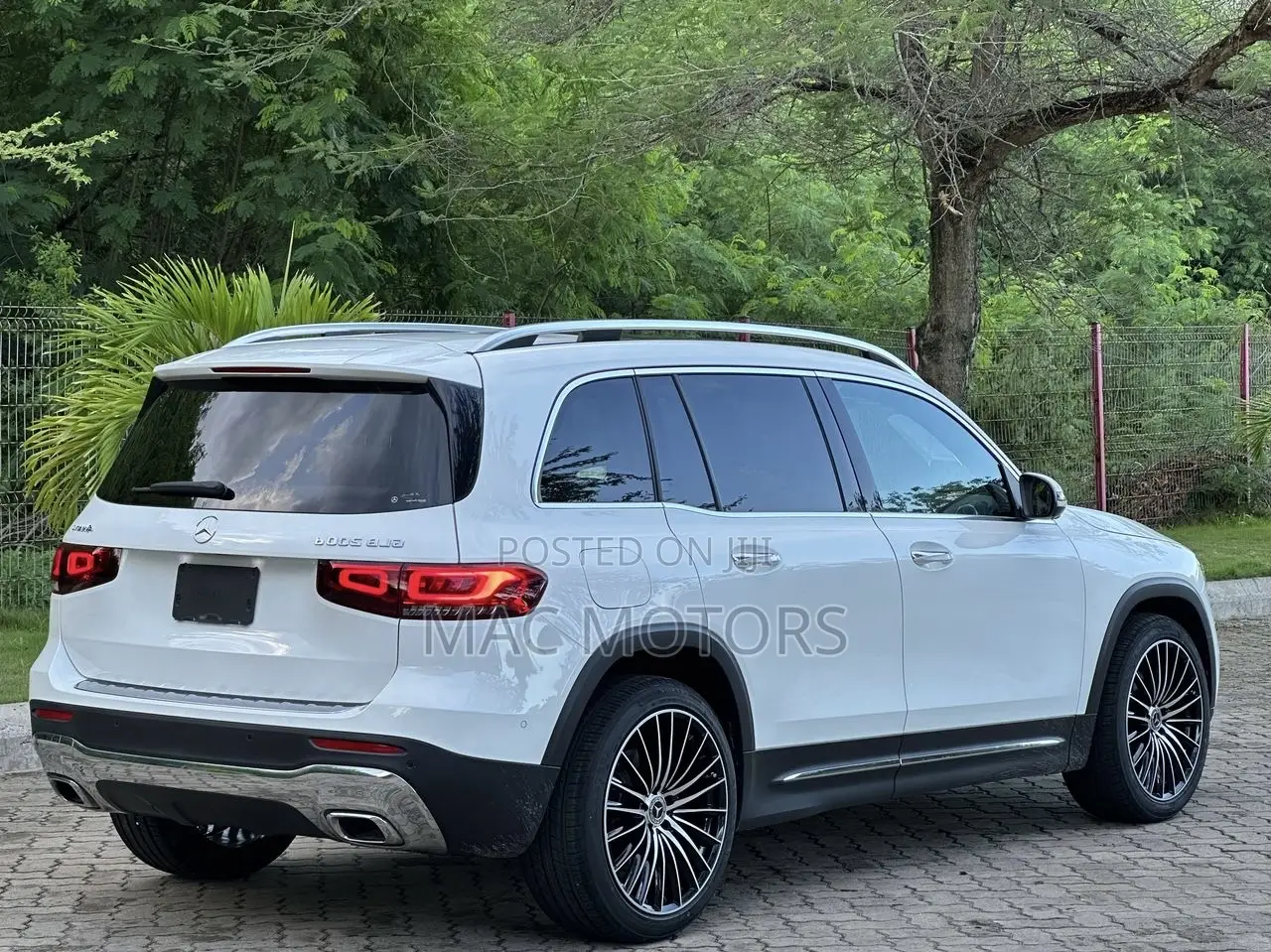 Mercedes-Benz GLB-Class GLB 200 d 2020 White