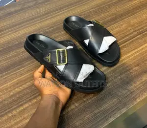 Gucci Sandals in New Form Model