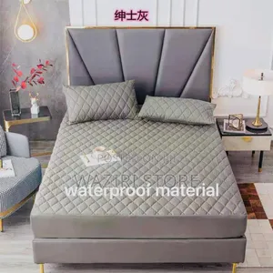 Waterproof Bed Cover With Two Pillowcase 5*6 6*6