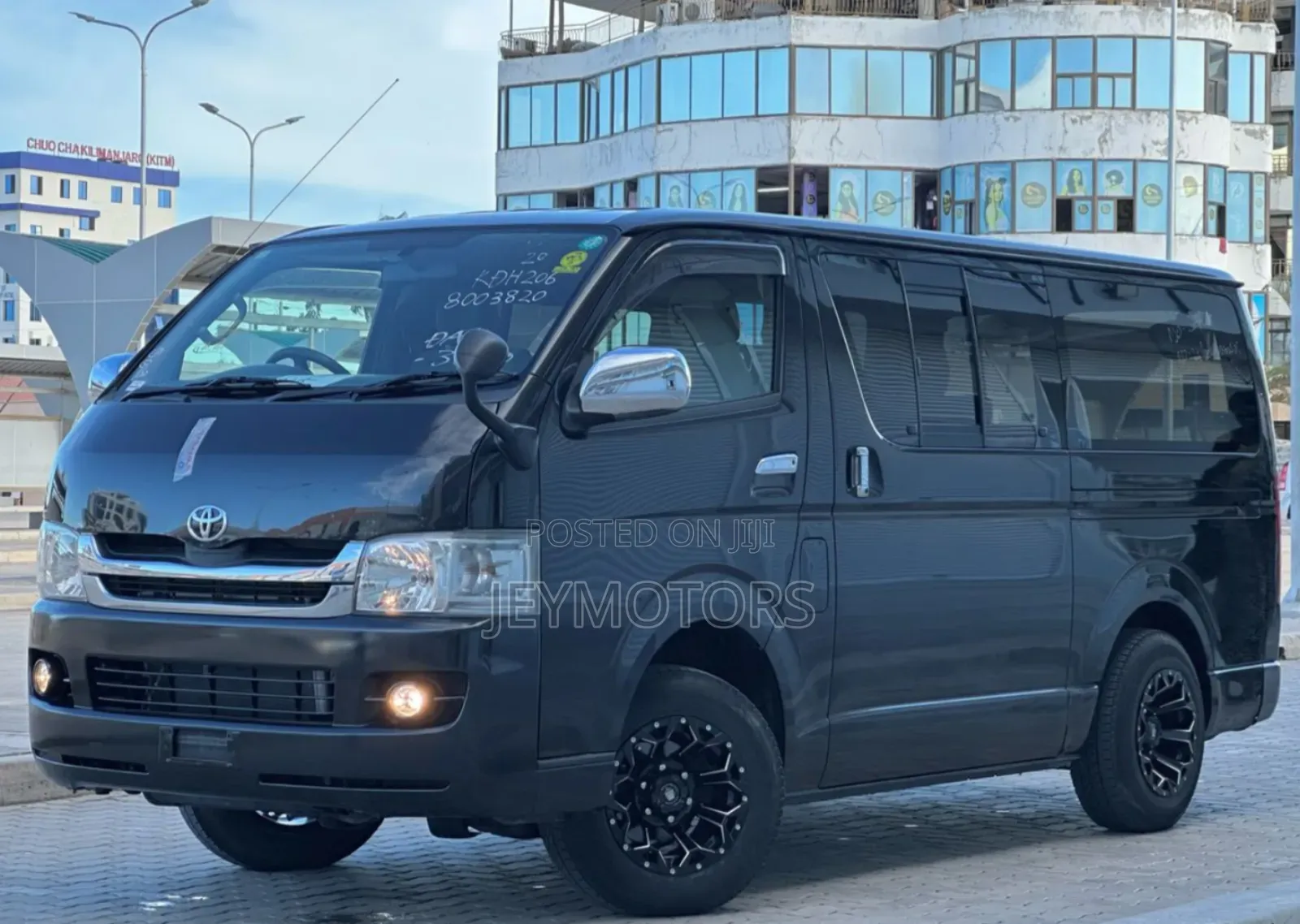 Toyota HiAce 2009 Gray