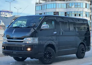 Toyota HiAce 2009 Gray