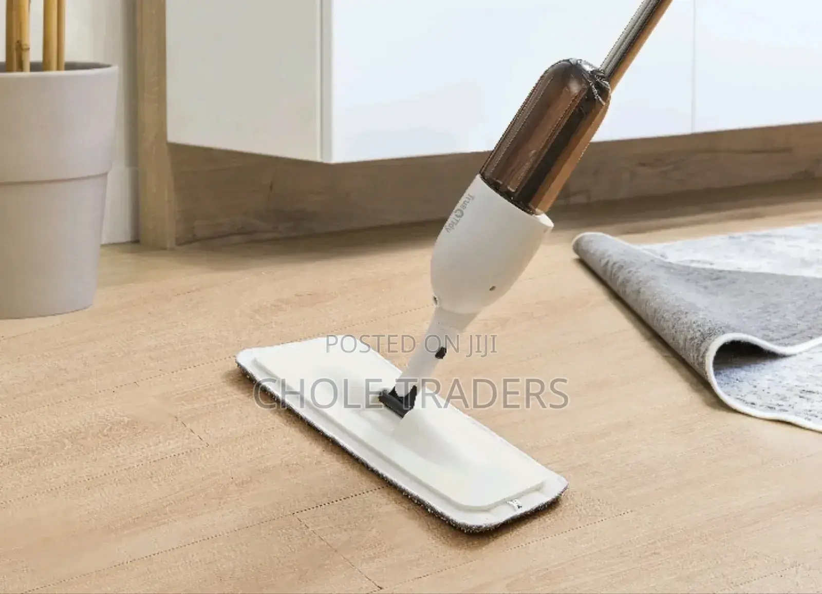Spray Mop With Removable Washable Cleaning Pad